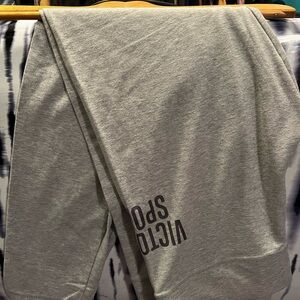 Victoria Sport Gray leggings